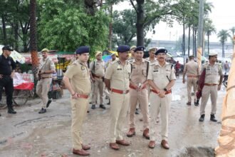 Police Commissioner Keeps a Close Eye on Kanwar Yatra Security, Every Activity to Be Monitored Through CCTV Cameras | IMAGE CREDIT TO पुलिस
