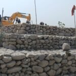 Rawali Embankment Strengthened; Irrigation Department Maintains Round-the-Clock Monitoring as the Ganga Water Level Rises. IMAGE CREDIT रिपोर्टर