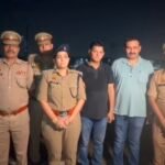 Vijaynagar police encounter three smugglers carrying a 21-kg consignment of marijuana; two were shot in the leg. IMAGE CREDIT TO पुलिस