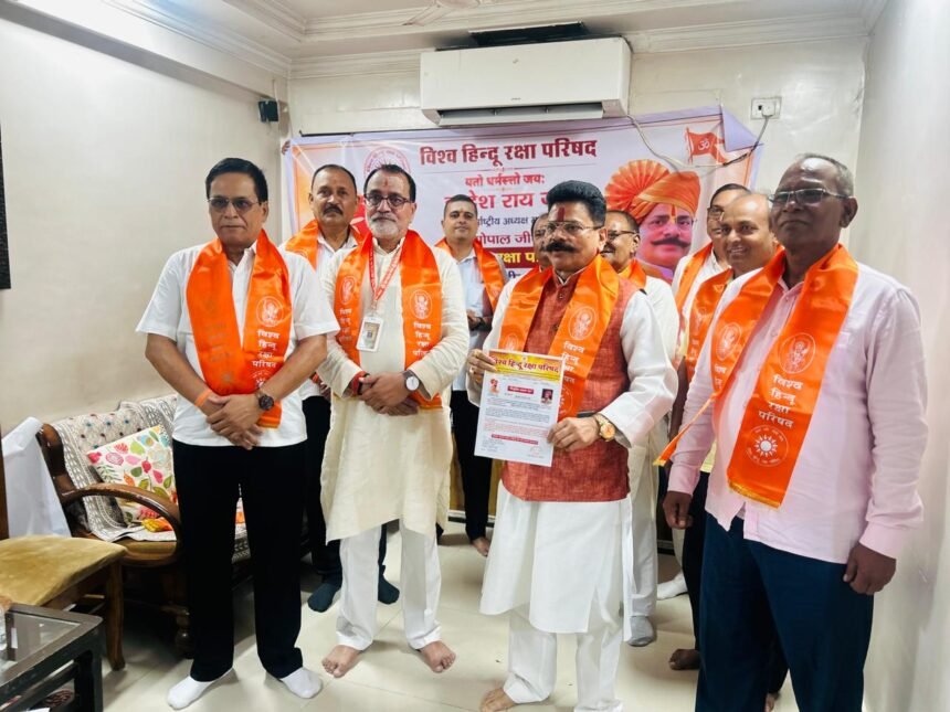 Two lakh members have joined the Vishwa Hindu Raksha Parishad so far; preparations underway to expand the membership to two crore: Gopal Rai IMAGE CREDIT TO विश्व हिंदू रक्षा परिषद
