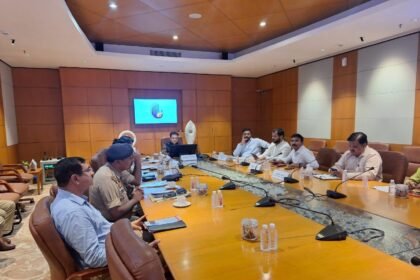 The Principal Secretary reviewed preparations for the UP International Trade Show and directed officials to ensure that all arrangements are completed within the stipulated timeline. IMAGE CREDIT TO The Principal Secretary reviewed preparations for the UP International Trade Show and directed officials to ensure that all arrangements are completed within the stipulated timeline. IMAGE CREDIT TO सूचना विभाग