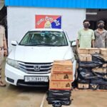 Teela Mor Police Arrest Two Accused for Smuggling Haryana-Branded Liquor in a Luxury Car IMAGE CREDIT TO पुलिस