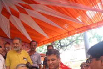 District Magistrate Visits Dudheshwar Nath Temple on Sawan Shivratri, Performs Jalabhishek and Prays for the Prosperity and Well-Being of the District IMAGE CREDIT TO सूचना विभाग