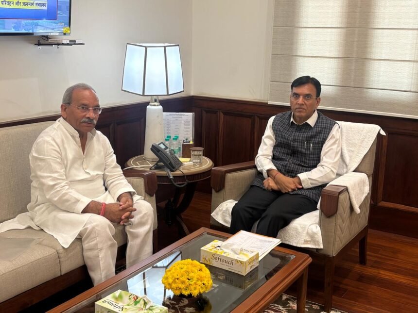 Demand for a Super-Specialty Trauma Center in Modinagar; MP Dr. Rajkumar Sangwan Meets Union Minister IMAGE CREDIT TO रिपोर्टर