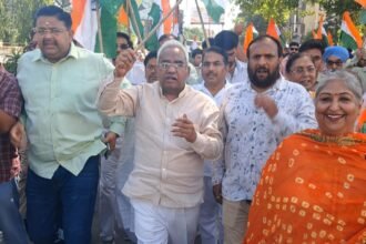 Haridwar Resonates with Patriotic Fervor as Grand Tiranga Yatra Led by Madan Kaushik Takes Place IMAGE CREDIT TO रिपोर्टर