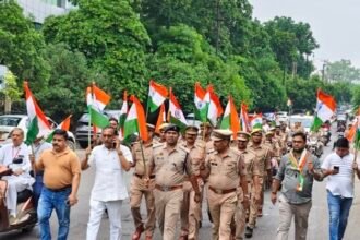 Kaushambi Resonates with Tiranga Yatra, High Alert and Security Checks in Sahibabad IMAGE CREDIT TO पुलिस
