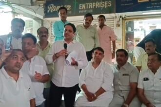 Municipal Commissioner Ends Traders’ Protest, Extends House Tax Rebate Deadline Till August 31 IMAGE CREDIT TO नगर निगम