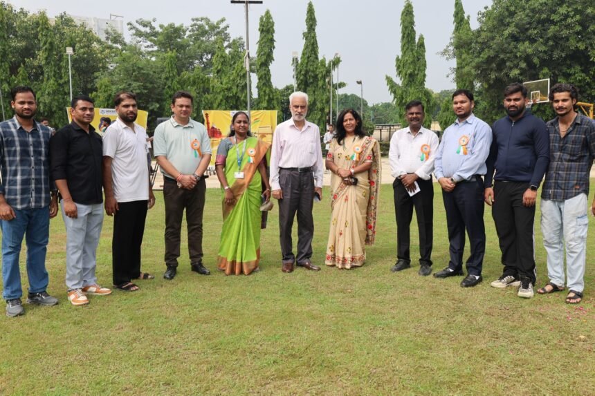 Participation in the Har Ghar Tiranga Campaign; Patriotic Programs Created a Festive Atmosphere IMAGE CREDIT TO इंस्टीट्यूट