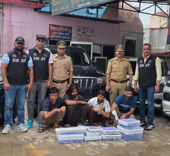 Interstate vehicle theft gang busted; four arrested, including a suspect carrying a reward of ₹20,000. IMAGE CREDIT TO पुलिस