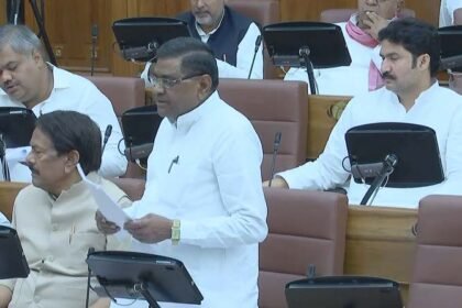 Demand for an Impartial Investigation into Matters Related to the Shri Ram Temple; MLC Raises the Issue in the House IMAGE CREDIT TO एमएलसी किरण पाल कश्यप