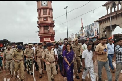 Rising Ganga Water Level: DM Kavita Meena and SP Kunwar Gyananjay Singh Inspect Brijghat, Review Arrangements with Kanwar Pilgrims | IMAGE CREDIT TO सूचना विभाग