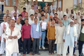 Allegations of Encroachment on Chaupal and Community Marriage Hall, Villagers Appeal to DM | IMAGE CREDIT TO रिपोर्टर