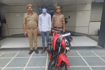 Indirapuram Police Cracked Mobile Snatching Case, 1 Accused Arrested. IMAGE CREDIT TO पुलिस