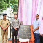 A modern hostel for 100 police personnel will be built at Sahibabad Police Station. The foundation stone for the construction work has been laid. IMAGE CREDIT TO पुलिस