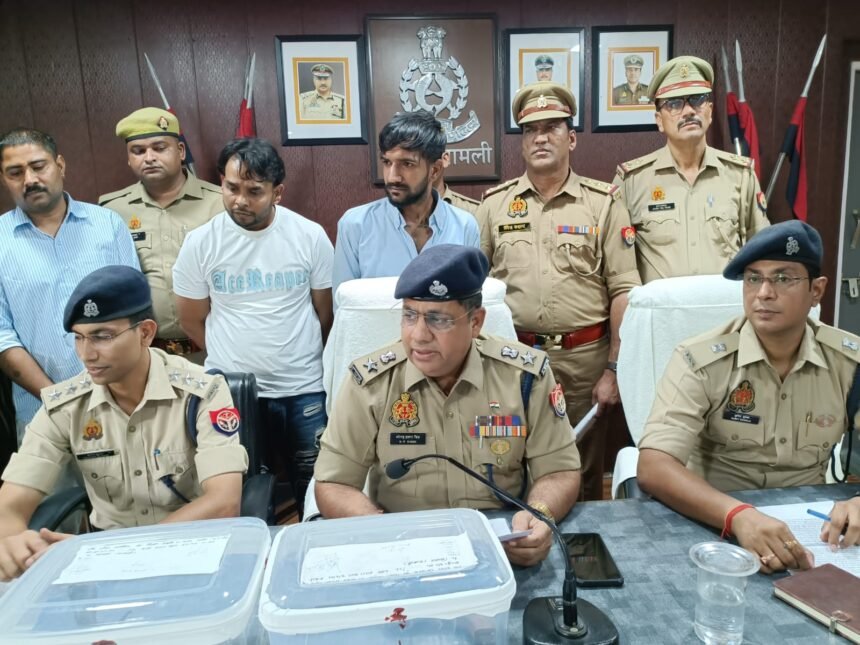 Jhinjhana police busted an interstate illegal arms trafficking gang; two arrested — IMAGE CREDIT TO पुलिस