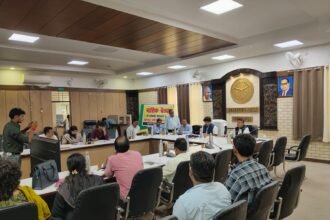 Meeting Held on Cattle Protection; More Than 7,700 Cow Shelters Operating Across the State IMAGE CREDIT TO सूचना विभाग