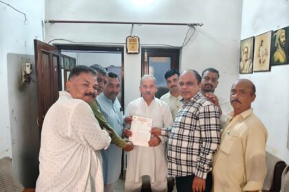 Non-Teaching Staff Should Also Get Cashless Treatment Facility, MP Rajkumar Sangwan Writes to Chief Minister IMAGE CREDIT TO रिपोर्टर