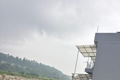 Amid Heavy Rain, Administration on Alert in Dehradun; Rapid Response Teams Deployed in Waterlogging-Prone Areas IMAGE CREDIT TO सूचना विभाग