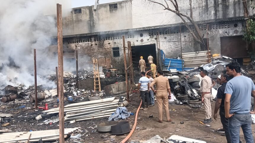 Writing Fire Breaks Out at a Scrap Warehouse in Hindon Vihar, Brought Under Control by Four Fire Tenders IMAGE CREDIT TO फायर विभाग