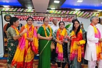 Indraprastha Saraswat Brahmin Committee celebrated the Teej Festival, with women and children participating enthusiastically. IMAGE CREDIT TO रिपोर्टर