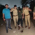 Police Encounter in Sihani Gate: Two Snatchers Injured After Being Shot in the Leg, Two Others Flee IMAGE CREDIT TO पुलिस