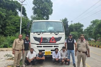 Gang Stealing Steel Rods Using Electronic Chips and Remotes Busted, 4 Arrested IMAGE CREDIT TO पुलिस