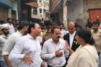 Mayor Cracks Down on Alleged Encroachments by Haji Khalil in Kaila Bhatta, Four Shops and a Dairy Sealed IMAGE CREDIT TO नगर निगम