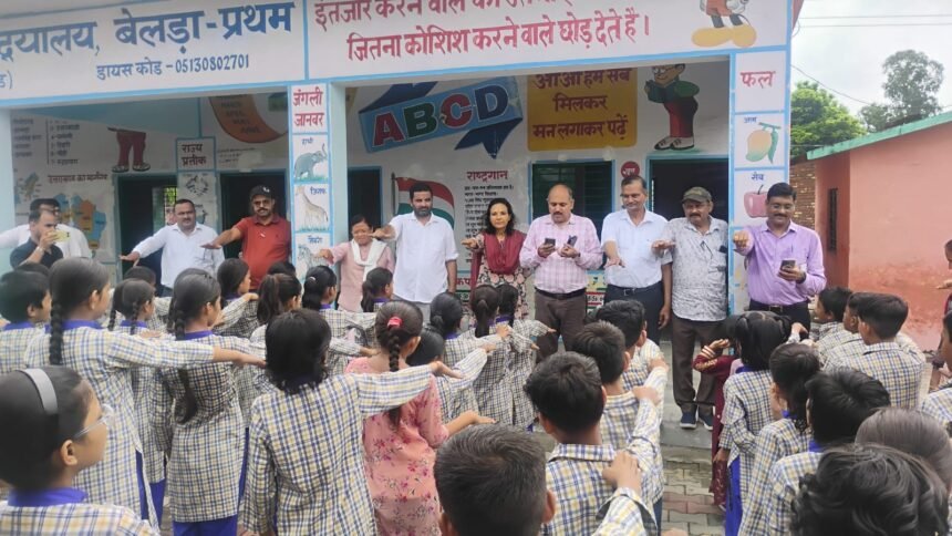 With women’s participation, Belda will become a model gram panchayat for solid waste management. IMAGE CREDIT TO रिपोर्टर