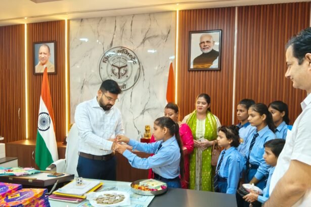 Children Tied Rakhi to Trees and Officials, Giving a Message of Protection — IMAGE CREDIT TO सूचना विभाग