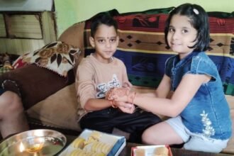 Raksha Bandhan, Symbolizing the Unbreakable Bond of Love Between Brothers and Sisters, Celebrated with Great Enthusiasm IMAGE CREDIT TO रिपोर्टर