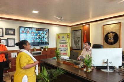 Writing Nagar Ayukt Holds Public Hearing Under ‘Sambhav’, Action Initiated on 22 Complaints IMAGE CREDIT TO नगर निगम