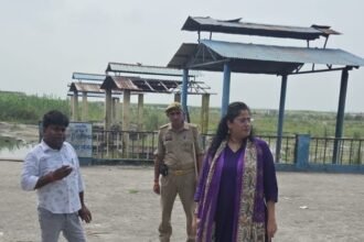 English Translation Ganga Barrage Cremation Ground to Be Renovated at a Cost of ₹40 Lakh, ADM Conducts Inspection IMAGE CREDIT TO सूचना विभाग