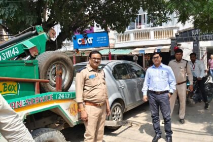 Transport Department Cracks Down on Unauthorized Buses, Action Taken Against 13 Vehicles IMAGE CREDIT TO सूचना विभाग