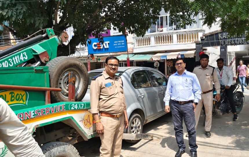 Transport Department Cracks Down on Unauthorized Buses, Action Taken Against 13 Vehicles IMAGE CREDIT TO सूचना विभाग