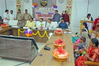 Major Relief for Anganwadi Workers and Helpers from the Chief Minister: Honorarium Hike Along with ₹5 Lakh Cashless Health Insurance IMAGE CREDIT TO सूचना विभाग