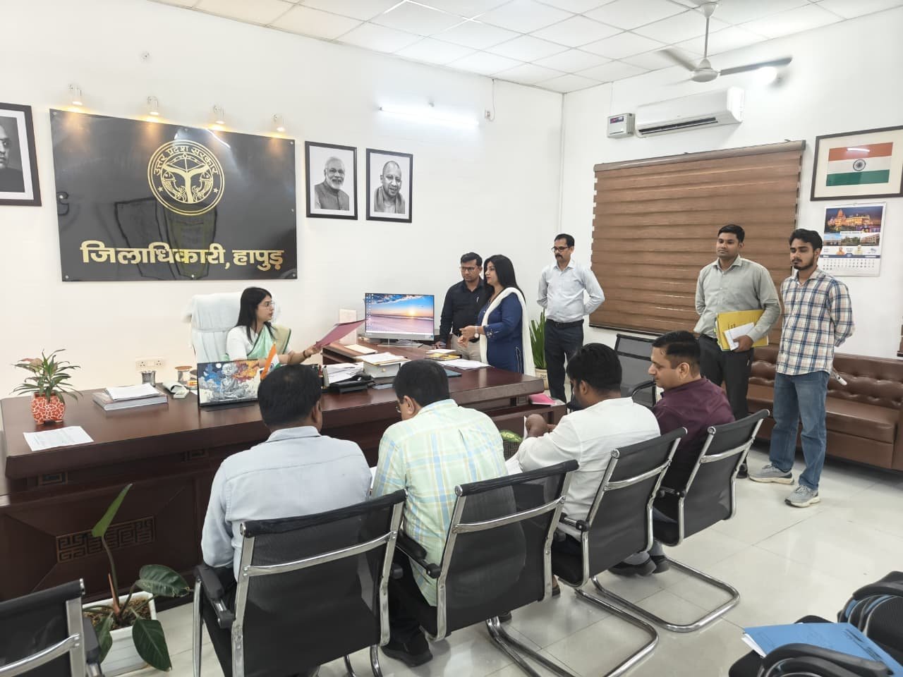 DM Reviews Civic Body Arrangements, Issues Directions on Cleanliness and Waterlogging IMAGE CREDIT TO सूचना विभाग