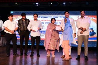 Municipal Corporation conducts awareness program regarding the interests and social security of outsourced personnel. IMAGE CREDIT TO नगर निगम