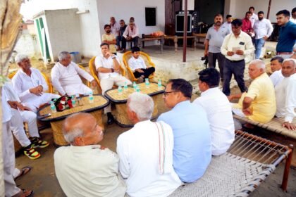 Kisan Jan Chaupal Held in Aurangabad Fazalgarh, District Magistrate Hears Farmers’ Grievances IMAGE CREDIT TO सूचना विभाग