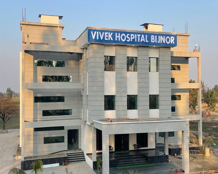 Four Newborn Babies Arrive at Vivek Hospital on Janmashtami IMAGE CREDIT TO रिपोर्टर