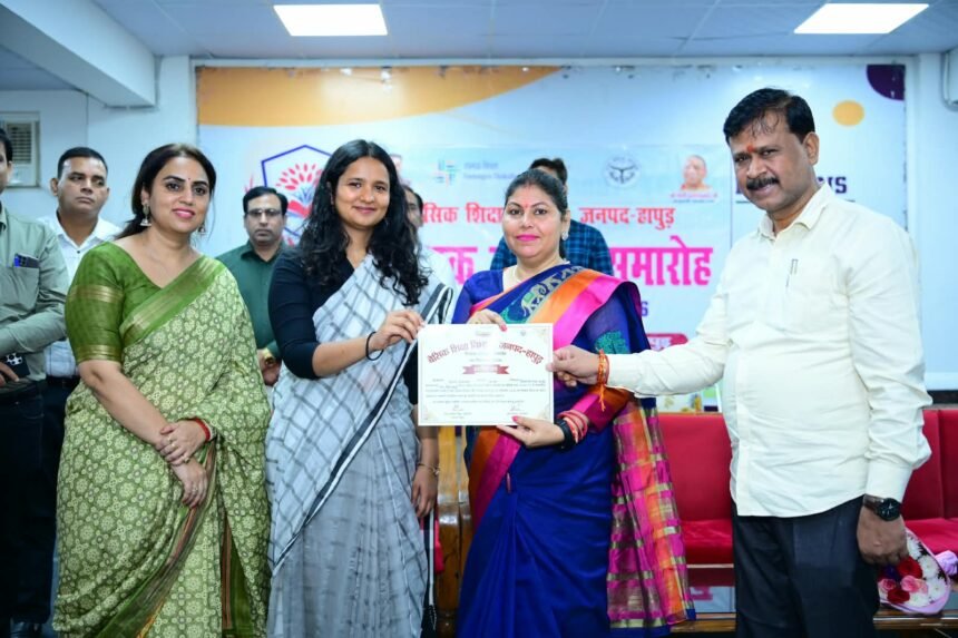 30 Male and Female Teachers Honored on Teacher’s Day IMAGE CREDIT TO रिपोर्टर