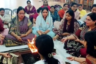 English Translation Foundation Day and Teacher’s Day Celebrated at Ginni Devi Modi College IMAGE CREDIT TO विद्यालय