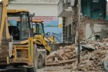 English Translation Administration’s Bulldozer Demolishes Mosque at Saharanpur Collectorate Amid Heavy Security IMAGE CREDIT TO रिपोर्टर