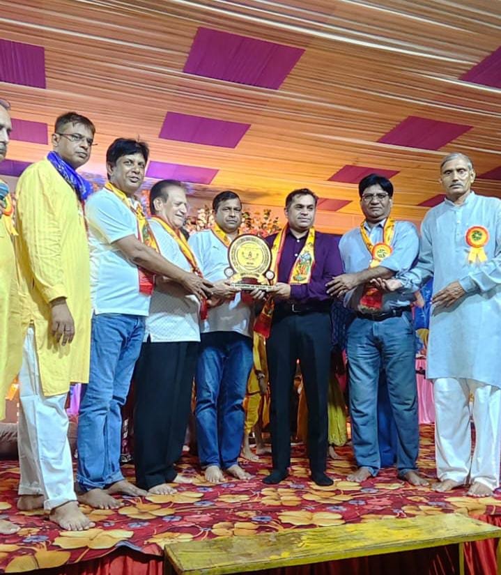 Janmashtami Festival Celebrated with Great Enthusiasm at Eraos Sampoorna Society IMAGE CREDIT TO रिपोर्टर