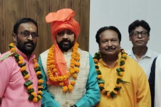 English Translation Preparations for the National Valmiki Conference in Meerut Gather Pace; Bhagwat Prasad Makwana Reaches Bijnor IMAGE CREDIT TO रिपोर्टर