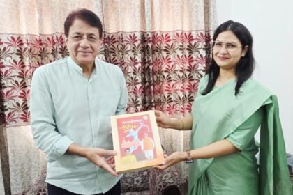 Shaheed Stambh to Be Beautified and Memorial Gate to Be Constructed, MP Arun Govil Submits Letter to DM IMAGE CREDIT TO सूचना विभाग