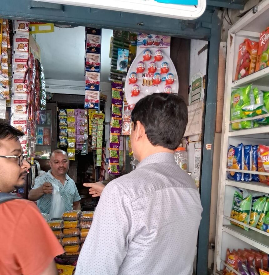 Campaign Against Single-Use Plastic Intensified in Dehradun, Challans Issued to 550 Establishments IMAGE CREDIT TO सूचना विभाग