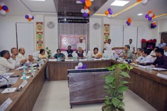 Public Representatives and Officials Should Work Together to Make the Seva Sankalp Campaign Historic IMAGE CREDIT TO सूचना विभाग