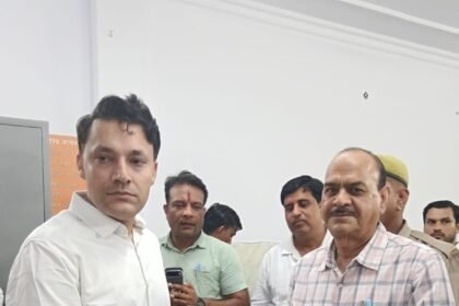 Blood donation camp held at GDA on Engineers' Day, officers and employees participated enthusiastically - IMAGE CREDIT TO प्राधिकरण