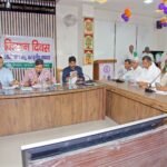 "DM strict on farmers' issues, directs officials for time-bound action" IMAGE CREDIT TO सूचना विभाग