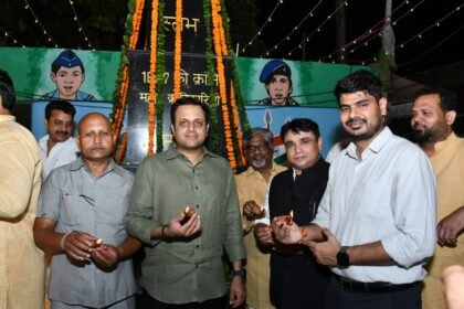 Ghaziabad illuminates with 51,000 lamps at 70 locations; grand inauguration of Seva Sankalp Abhiyan IMAGE CREDIT TO नगर निगम
